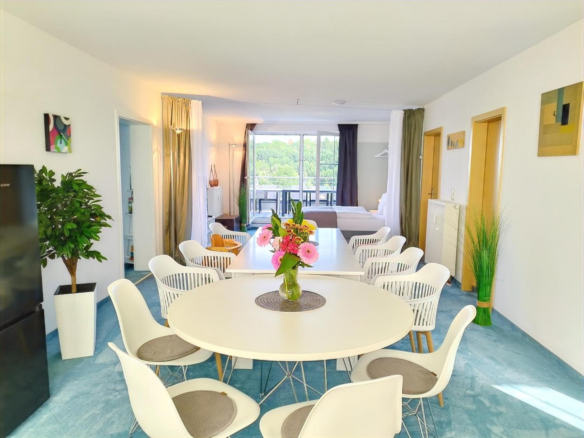 Seeblickapartment Fuer Bis Zu 12, Nuernberg & Schwabach In 30-35 Minuten Zu Erreichen, Sauna, Arbeitsplatz, Dachterrasse & Grill Spalt Bagian luar foto
