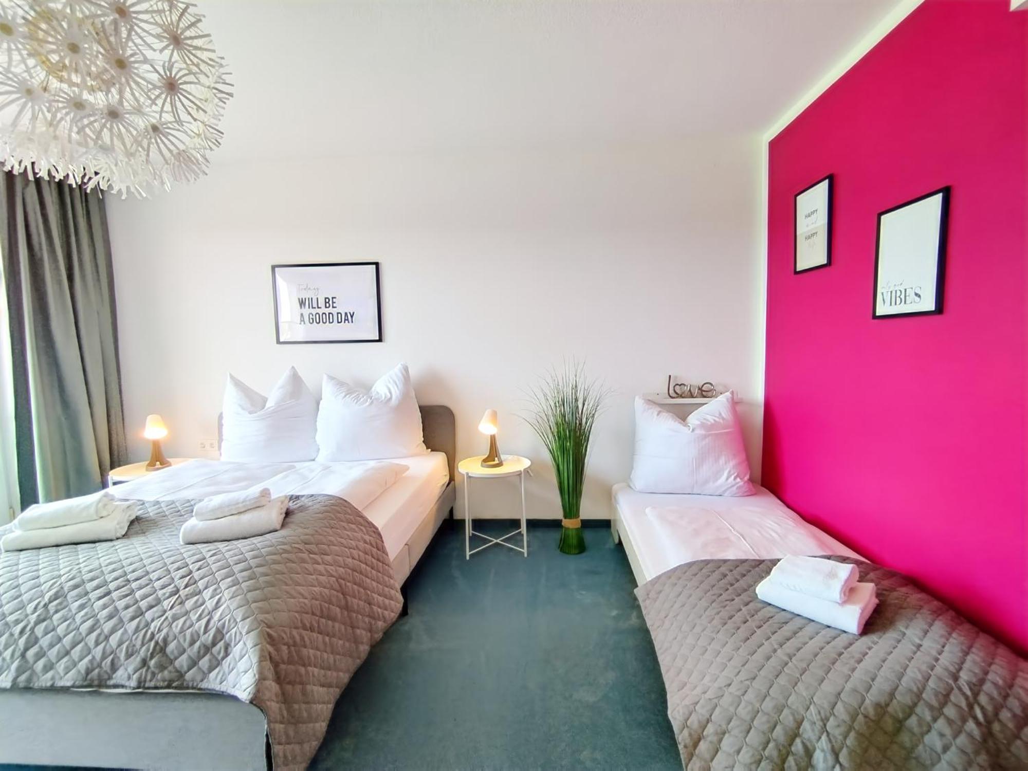 Seeblickapartment Fuer Bis Zu 12, Nuernberg & Schwabach In 30-35 Minuten Zu Erreichen, Sauna, Arbeitsplatz, Dachterrasse & Grill Spalt Bagian luar foto